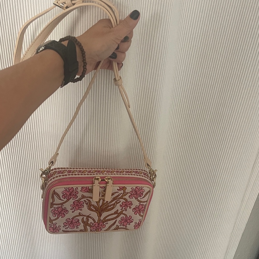 Spartina 449- Floral Embroidered leather crossbody Bag - Picture 12 of 15